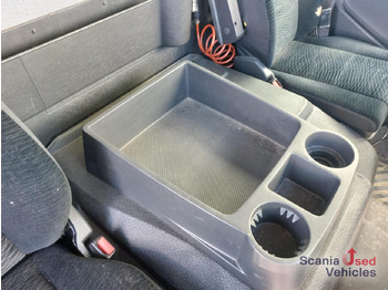 Box truck MERCEDES-BENZ Atego 1221 L Koffer Ladebordwand: picture 2 Box truck MERCEDES-BENZ Atego 1221 L Koffer Ladebordwand: picture 2