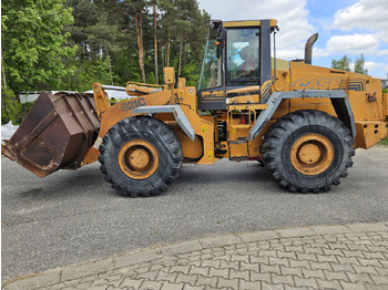 Wheel loader CASE
