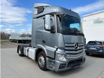 Tractor unit MERCEDES-BENZ Actros 1943