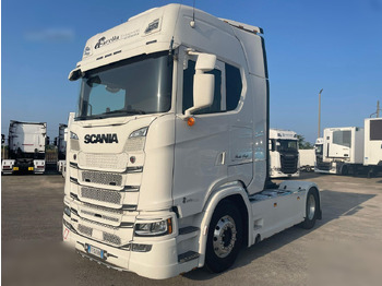 Tractor unit SCANIA S 500