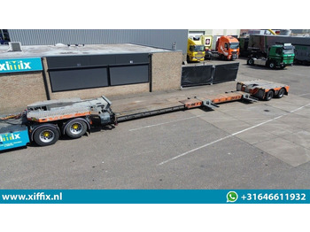 Low loader semi-trailer