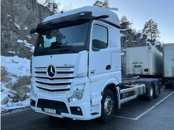 Truck MERCEDES-BENZ Actros