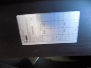 Radiator Mercedes-Benz mercedes radiator nieuw: picture 5 Radiator Mercedes-Benz mercedes radiator nieuw: picture 5