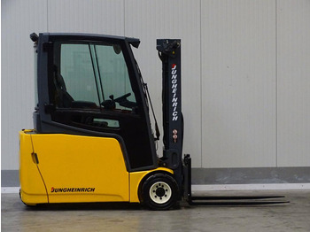 Electric forklift Jungheinrich EFG220: picture 4