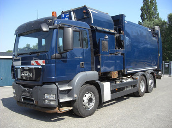Garbage truck MAN