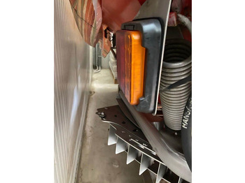 Fertilizer spreader Kuhn Axis 40.1 W: picture 4