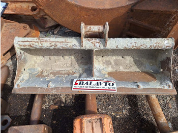 Excavator bucket