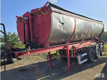 Tipper semi-trailer