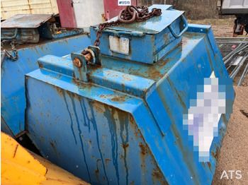 Storage tank