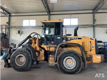 Wheel loader HYUNDAI