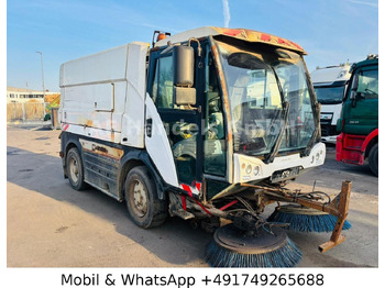 Road sweeper JOHNSTON