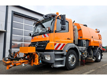 Road sweeper JOHNSTON