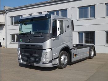 Tractor unit VOLVO FM13 460