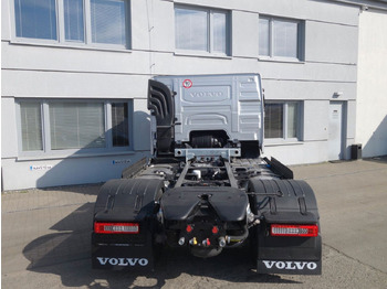 Leasing of  Volvo FM 13 460 PS, Retarder, fur Euro Lohr, Neue Volvo FM 13 460 PS, Retarder, fur Euro Lohr, Neue: picture 5 Leasing of  Volvo FM 13 460 PS, Retarder, fur Euro Lohr, Neue Volvo FM 13 460 PS, Retarder, fur Euro Lohr, Neue: picture 5