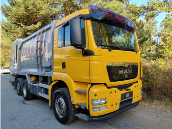 Garbage truck MAN TGS 26.360
