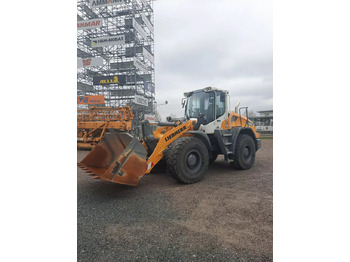 Wheel loader LIEBHERR L 526