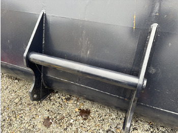 Loader bucket CLAAS