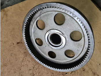 Drive shaft for Agricultural machinery John Deere 4650, 4850 Wał Wejściowy z Przekładnią R70848: picture 4