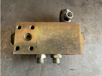 Spare parts for Wheel excavator Mecalac 12 XVT - zamek zawór siłownika podpory: picture 2