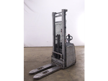 Stacker STILL