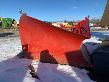 Snow removal vehicle