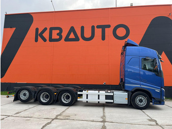 Cab chassis truck Volvo FH 500 8x4*4 GLOBE XL / RETARDER / CHASSIS L=7589 mm: picture 4 Cab chassis truck Volvo FH 500 8x4*4 GLOBE XL / RETARDER / CHASSIS L=7589 mm: picture 4