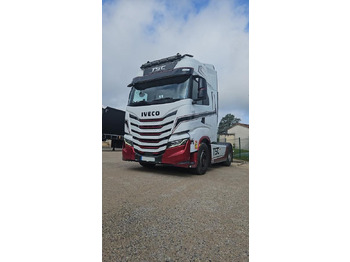 Tractor unit IVECO S-WAY