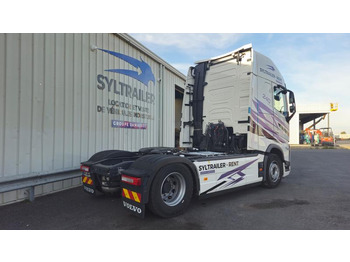 Leasing of Volvo FH 500 Globetrotter XXL (Location / Rent) Volvo FH 500 Globetrotter XXL (Location / Rent): picture 2