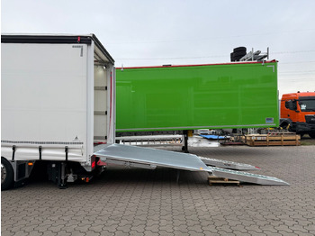Curtainsider truck Volvo FH 500 Gabelstaplertransporter LBW 9t Dhollandia: picture 4
