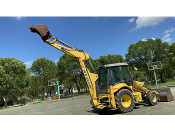 Backhoe loader CNH LB95B-4PT: picture 3