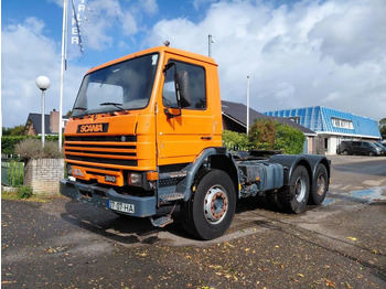 Tractor unit SCANIA P113