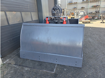 Clamshell bucket for Construction machinery clamshell 6000 liter sennebogen fuchs liebherr lh clamshell: picture 5