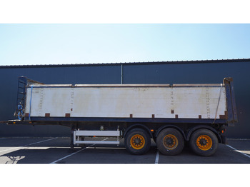 Tipper semi-trailer RENDERS