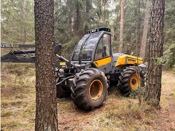 Forestry harvester