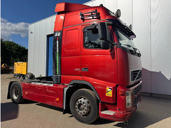 Tractor unit VOLVO FH 520