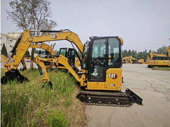 Mini excavator CATERPILLAR 302