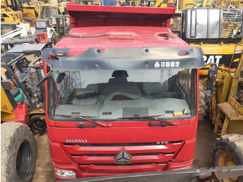 Tipper SINOTRUK HOWO