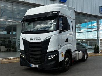 Tractor unit IVECO