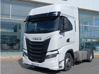 Tractor unit IVECO