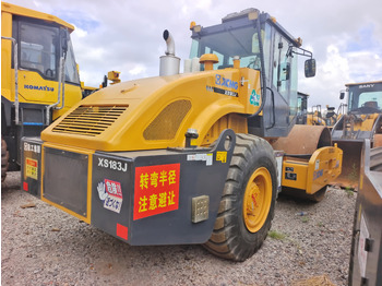 Road roller XCMG XS183J