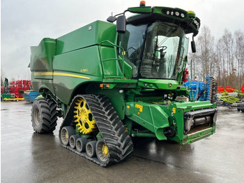 Combine harvester JOHN DEERE S Series