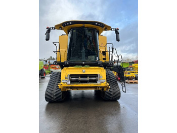 Combine harvester New Holland CR 9.90: picture 2 Combine harvester New Holland CR 9.90: picture 2