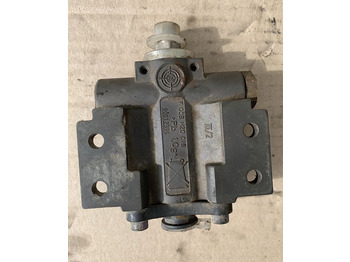 Muffler/ Exhaust system for Truck Bosch Moduł, zawór dozujący, wtrysk mocznika adblue 0444011006: picture 4 Muffler/ Exhaust system for Truck Bosch Moduł, zawór dozujący, wtrysk mocznika adblue 0444011006: picture 4