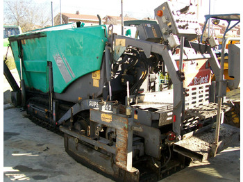 Asphalt paver VÖGELE