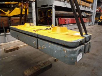 Counterweight for Mobile crane Grove GMK 3050 counterweight 1,3 ton: picture 3 Counterweight for Mobile crane Grove GMK 3050 counterweight 1,3 ton: picture 3