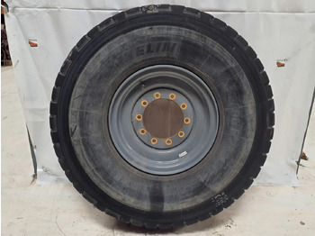 Wheel and tire package MICHELIN
