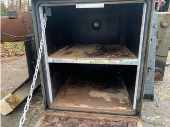 Body and exterior for Truck HMF 20,5 T-M kran konsol med træktravers: picture 4 Body and exterior for Truck HMF 20,5 T-M kran konsol med træktravers: picture 4