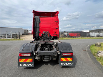 Tractor unit Volvo FM370: picture 5