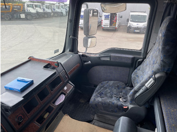Tractor unit MAN TGA 26.480 6x4: picture 5