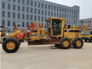 Grader CATERPILLAR 140H